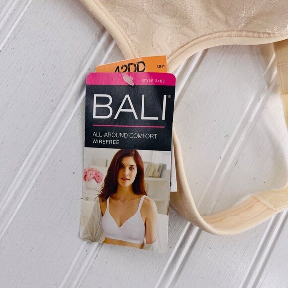 Bali All Around Comfort Wirefree Bra Style 3463 Size 42DD Beige NWT - Picture 4 of 8